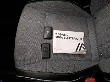 Photo 39 Renault Megane  E-Tech EV60 220 ch super charge