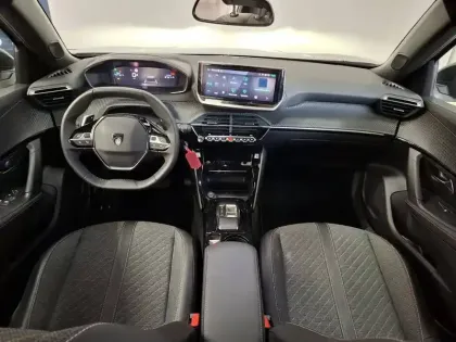 Photo 9 Peugeot 2008  PureTech 130 S&S EAT8