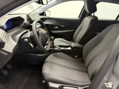 Photo 10 Peugeot 208  100 S&S BVM6