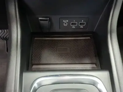 Photo 24 Renault Captur  E-Tech 145 - 21