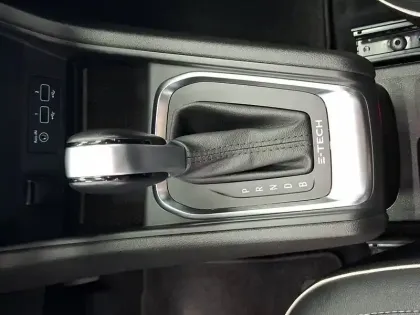 Photo 35 Renault Captur  E-Tech 145 - 21