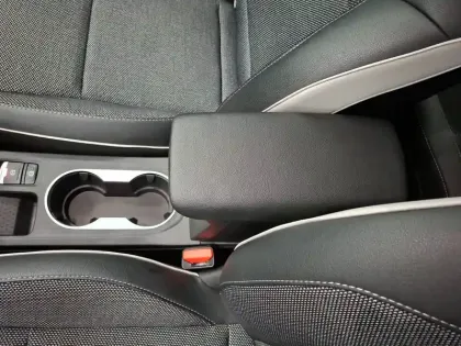 Photo 22 Renault Captur  E-Tech 145 - 21