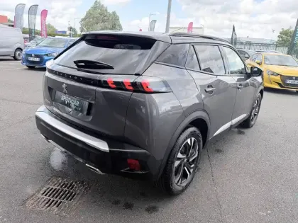Photo 7 Peugeot 2008  PureTech 130 S&S EAT8