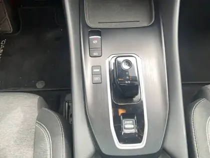 Photo 12 Nissan Qashqai  e-Power 190 ch