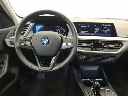 Photo 11 BMW Serie 1 118i 136 ch DKG7