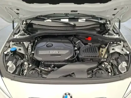 Photo 9 BMW Serie 1 118i 136 ch DKG7