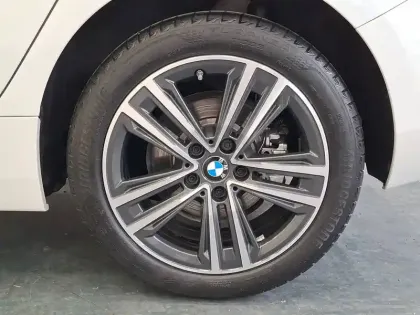 Photo 8 BMW Serie 1 118i 136 ch DKG7