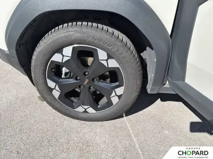 Photo 16 Dacia Duster  Hybrid 140