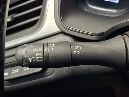 Photo 35 Renault Captur  TCe 90