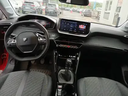 Photo 10 Peugeot 208  PureTech 100 S&S BVM6