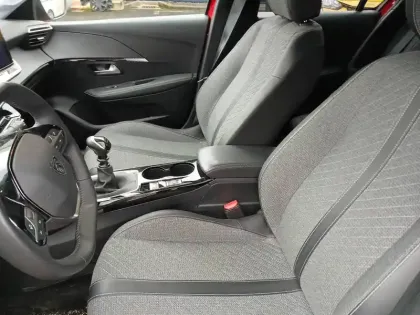 Photo 8 Peugeot 208  PureTech 100 S&S BVM6