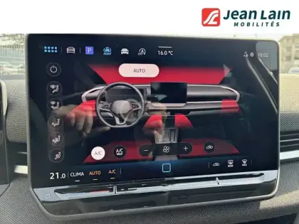 Photo 13 Volkswagen T-roc  1.5 eTSI EVO2 Hybrid 116 ch DSG7