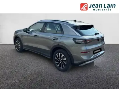 Photo 6 Volkswagen T-roc  1.5 eTSI EVO2 Hybrid 116 ch DSG7