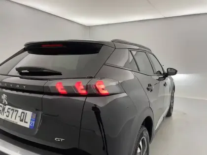 Photo 25 Peugeot 2008  PureTech 130 S&S BVM6