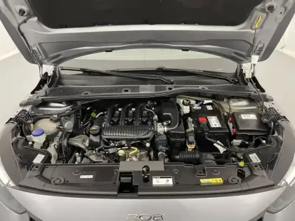 Photo 20 Peugeot 208  PureTech 75 S&S BVM5