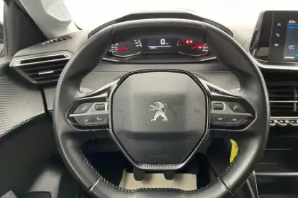 Photo 10 Peugeot 208  PureTech 75 S&S BVM5
