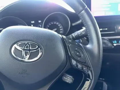 Photo 28 Toyota C-HR  Hybride 2.0L