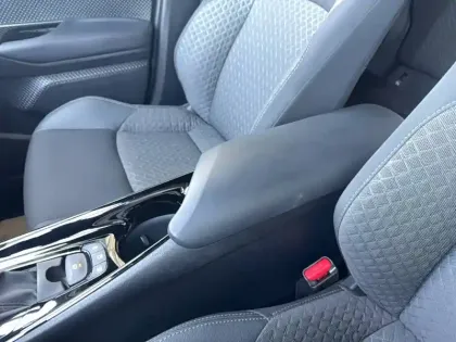 Photo 44 Toyota C-HR  Hybride 2.0L