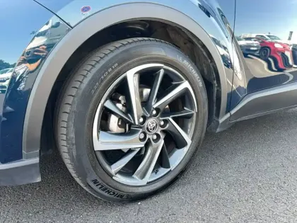Photo 8 Toyota C-HR  Hybride 2.0L