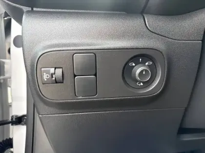 Photo 14 Citroën C3  PureTech 83 S&S BVM5