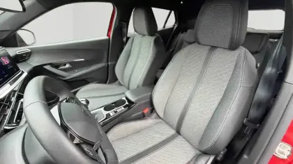 Photo 10 Peugeot 2008  PureTech 100 S&S BVM6