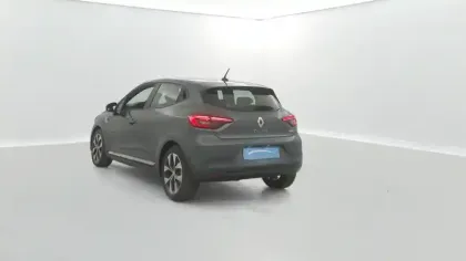 Photo 11 Renault Clio  E-Tech 140 - 21N