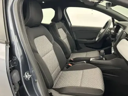 Photo 22 Renault Clio  E-Tech 140 - 21N
