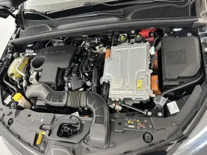 Photo 35 Renault Clio  E-Tech 140 - 21N
