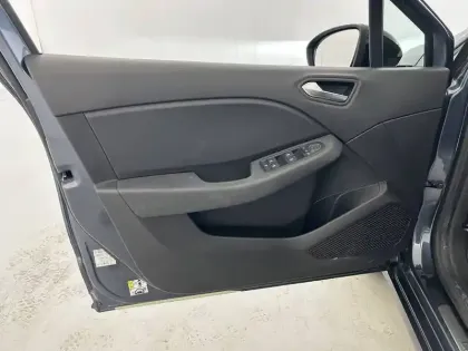 Photo 19 Renault Clio  E-Tech 140 - 21N