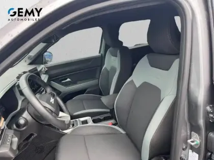 Photo 28 Dacia Duster  Hybrid 140