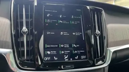 Photo 24 Volvo V90  T8 AWD Recharge 303 + 87 ch Geartronic 8