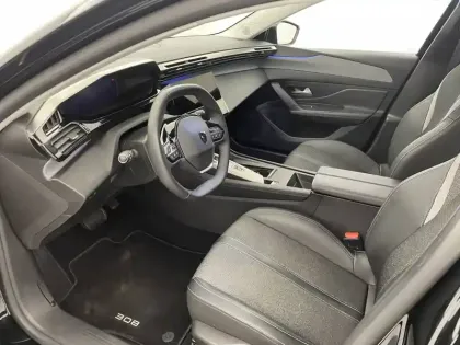 Photo 34 Peugeot 308  PHEV 180 e-EAT8