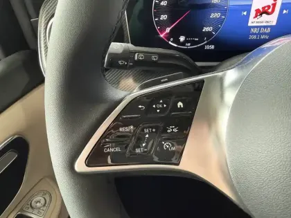 Photo 14 Mercedes CLA Marco Polo 250d 9G-Tronic RWD