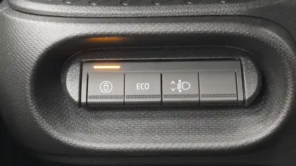 Photo 22 Renault Twingo  E-Tech Electrique 80 ch autonomie urbaine