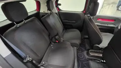 Photo 32 Renault Twingo  E-Tech Electrique 80 ch autonomie urbaine