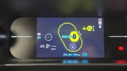 Photo 16 Renault Twingo  E-Tech Electrique 80 ch autonomie urbaine