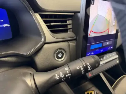 Photo 36 Renault Symbioz  E-Tech full hybrid 145