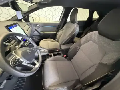 Photo 43 Renault Symbioz  E-Tech full hybrid 145