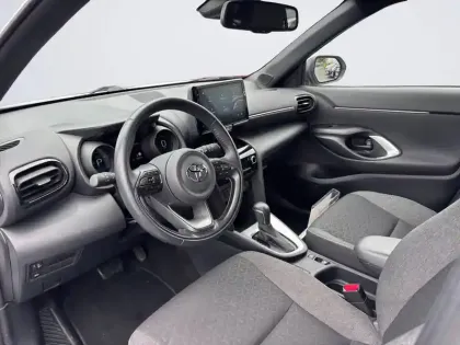Photo 8 Toyota Yaris  Cross Hybride 116h 2WD