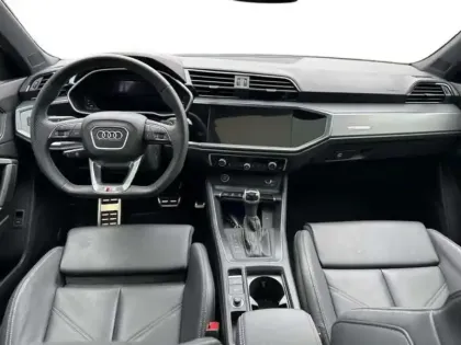 Photo 7 Audi Q3 35 TFSI 150 ch S tronic 7 S line plus