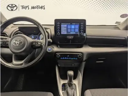 Photo 8 Toyota Yaris Hybrid Design 1.5 116 ch