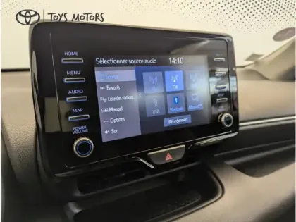 Photo 18 Toyota Yaris Hybrid Design 1.5 116 ch