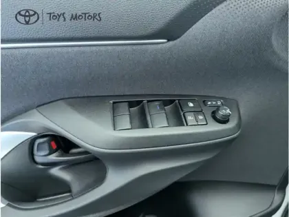 Photo 14 Toyota Yaris Hybride 1.5 HYBRID 116H DYNAMIC AUTO