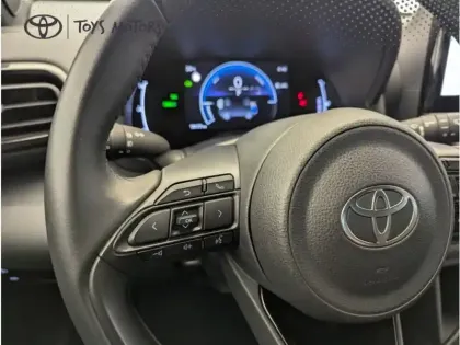 Photo 15 Toyota Yaris Hybride 1.5 HYBRID 116H DESIGN AUTO