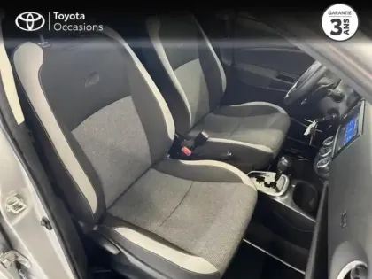 Photo 5 Toyota Yaris  110 VVT-i Design Y20 5p RC19