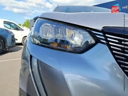 Photo 12 Peugeot 2008  1.5 BlueHDi 130ch S&S Allure EAT8