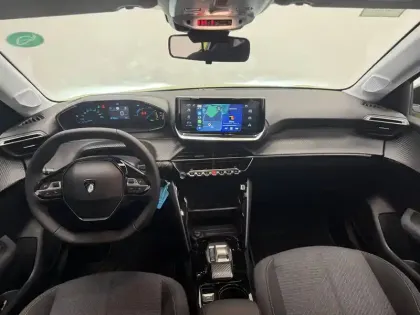 Photo 13 Peugeot 208  Electrique 54 kWh 156ch