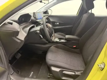 Photo 10 Peugeot 208  Electrique 54 kWh 156ch