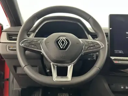 Photo 23 Renault Captur  E-Tech full hybrid 145 ch