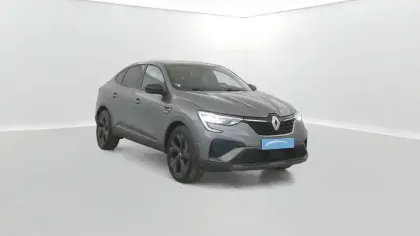 Photo 16 Renault Arkana  E-Tech hybride 145